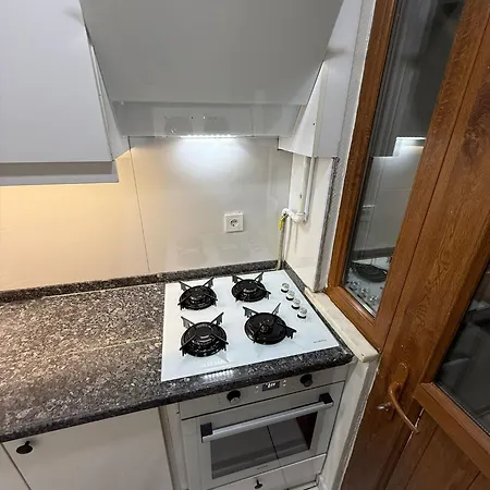 Isra 4 Apartament *