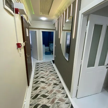 Apartman Isra 4 *